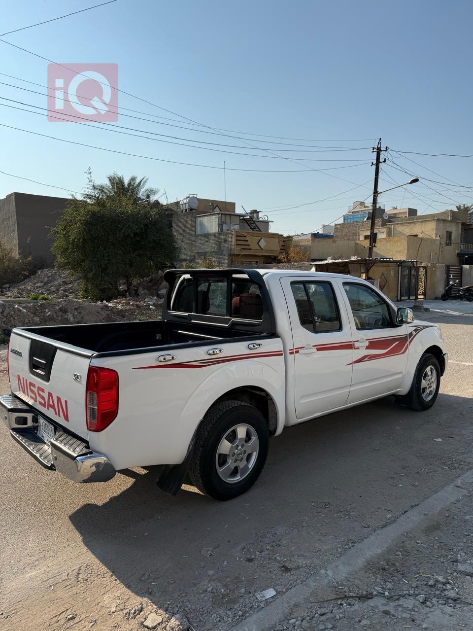 نيسان نافارا